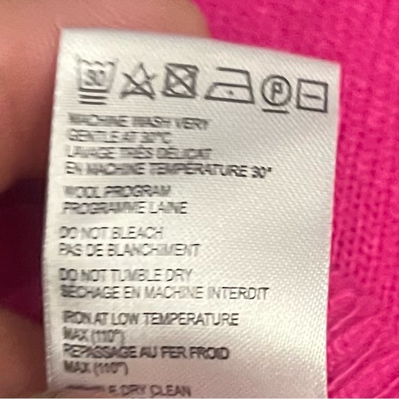 Bellina Hot Pink Wool/Cashmere Blend Turtleneck W/ Short Sleeves!! - Picture 10 of 14